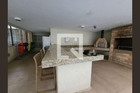 Apartamento à venda com 85m², 2 quartos e 1 vagaÁrea comum