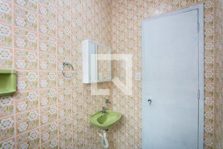 Casa à venda com 271m², 3 quartos e 4 vagasBanheiro social