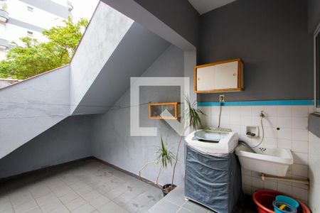 Casa à venda com 271m², 3 quartos e 4 vagasÁrea de serviço