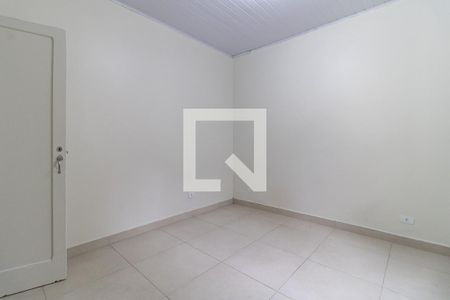Quarto 1 de casa para alugar com 2 quartos, 55m² em Vila Firmiano Pinto, São Paulo