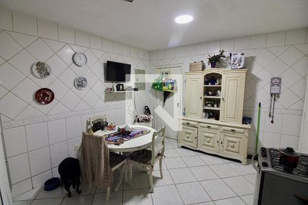 Casa à venda com 600m², 5 quartos e 5 vagasCozinha