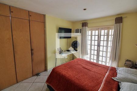 Casa à venda com 600m², 5 quartos e 5 vagasSuíte 3