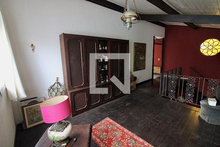 Casa à venda com 600m², 5 quartos e 5 vagasSala de TV