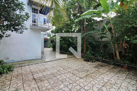 Casa à venda com 600m², 5 quartos e 5 vagasQuintal