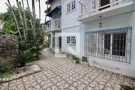 Casa à venda com 600m², 5 quartos e 5 vagasQuintal