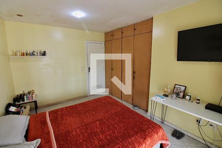 Casa à venda com 600m², 5 quartos e 5 vagasSuíte 3