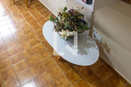 Detalhe Sala de apartamento para alugar com 2 quartos, 67m² em Vila Assuncao, Praia Grande