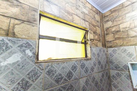 Banheiro de casa para alugar com 1 quarto, 70m² em Vila Taquari, São Paulo