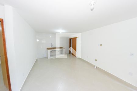 Sala/Cozinha de apartamento para alugar com 2 quartos, 65m² em Irajá, Rio de Janeiro