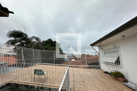 Casa à venda com 220m², 4 quartos e 5 vagasVaranda 
