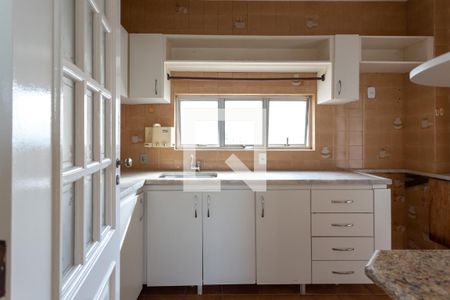 Apartamento à venda com 90m², 3 quartos e 2 vagasCozinha