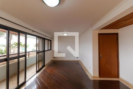 Salas de apartamento para alugar com 4 quartos, 150m² em Vila Itapura, Campinas