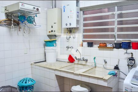 Casa à venda com 280m², 3 quartos e 4 vagasLavanderia