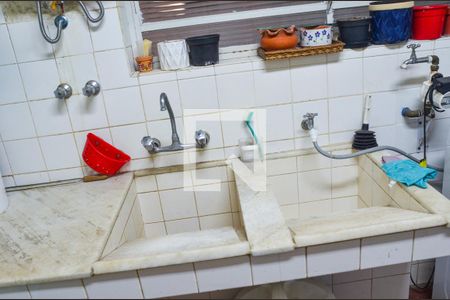 Casa à venda com 280m², 3 quartos e 4 vagasLavanderia