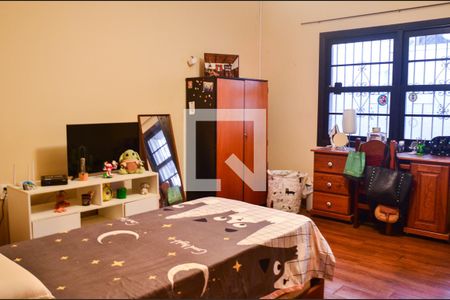 Casa à venda com 280m², 3 quartos e 4 vagasQuarto 2