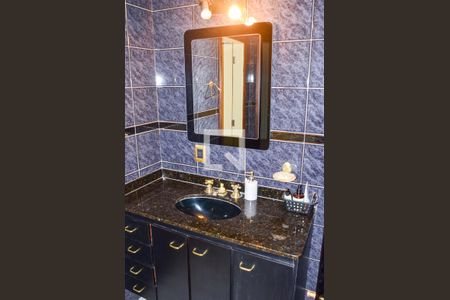 Casa à venda com 280m², 3 quartos e 4 vagasBanheiro Social e do Quarto 2