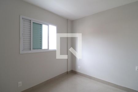 Quarto 2 - Suíte de apartamento para alugar com 2 quartos, 40m² em Umuarama, Uberlândia