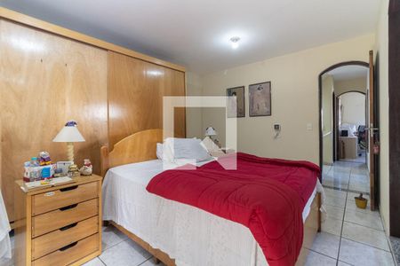 Casa à venda com 425m², 3 quartos e 2 vagasSuíte