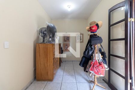 Casa à venda com 425m², 3 quartos e 2 vagasSuíte