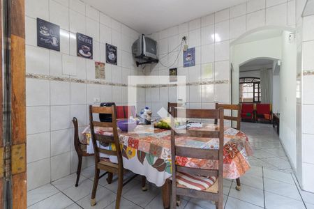 Casa à venda com 425m², 3 quartos e 2 vagasCozinha