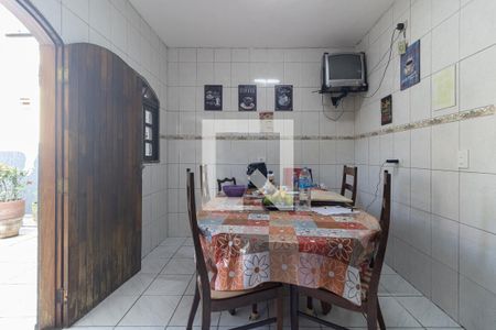 Casa à venda com 425m², 3 quartos e 2 vagasCozinha