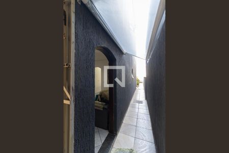 Casa à venda com 425m², 3 quartos e 2 vagasCorredor Lateral