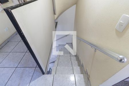 Casa à venda com 425m², 3 quartos e 2 vagasEscada