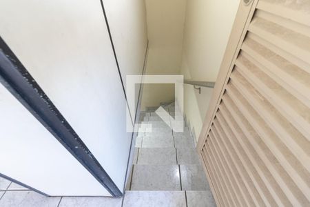 Casa à venda com 425m², 3 quartos e 2 vagasEscada