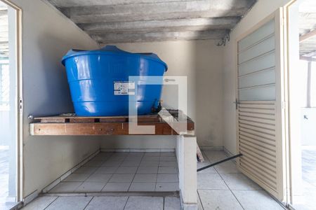 Casa à venda com 425m², 3 quartos e 2 vagasCorredor