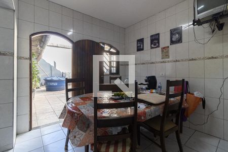 Casa à venda com 425m², 3 quartos e 2 vagasCozinha