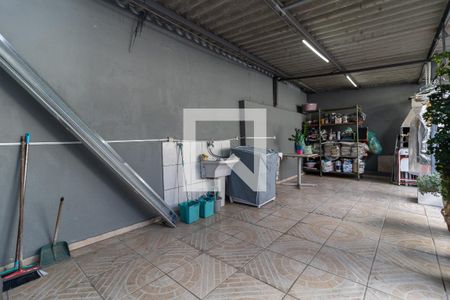 Casa à venda com 425m², 3 quartos e 2 vagasQuintal