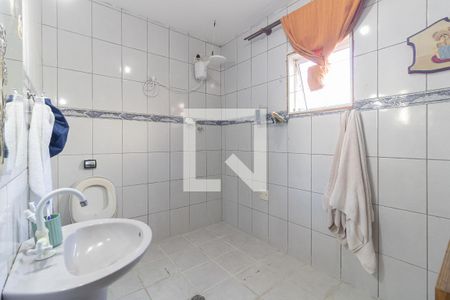 Casa à venda com 425m², 3 quartos e 2 vagasBanheiro da Suíte