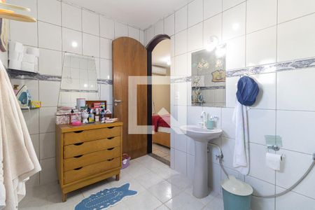 Casa à venda com 425m², 3 quartos e 2 vagasBanheiro da Suíte