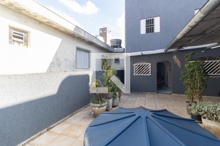 Casa à venda com 425m², 3 quartos e 2 vagasQuintal
