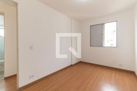 Quarto 1 de apartamento para alugar com 2 quartos, 52m² em Jardim Celeste, São Paulo