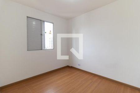 Quarto 2 de apartamento para alugar com 2 quartos, 52m² em Jardim Celeste, São Paulo