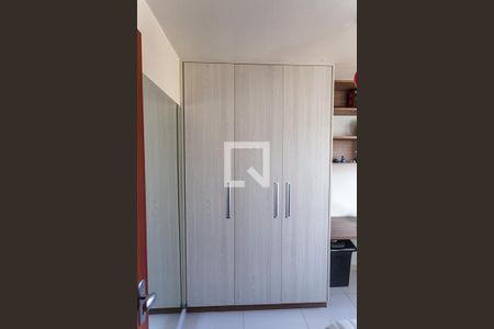 Apartamento à venda com 68m², 3 quartos e 2 vagasArmário do Quarto 2