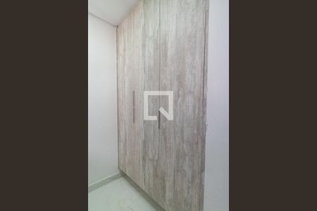 Apartamento à venda com 140m², 3 quartos e 1 vagaÁrea de Serviço - Armário