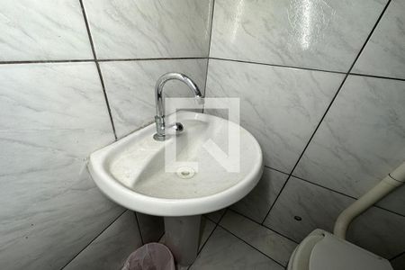 Pia do Banheiro de apartamento para alugar com 1 quarto, 47m² em Arroio da Manteiga, São Leopoldo