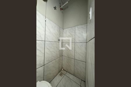 Banheiro de apartamento para alugar com 1 quarto, 47m² em Arroio da Manteiga, São Leopoldo