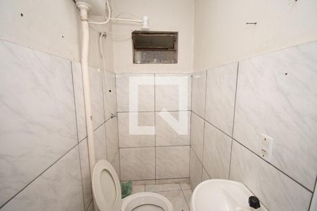 Banheiro de casa para alugar com 1 quarto, 38m² em Arroio da Manteiga, São Leopoldo