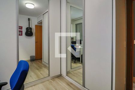 Quarto 1 de apartamento à venda com 3 quartos, 82m² em Sagrada Família, Belo Horizonte