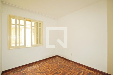 Quarto 2 de apartamento para alugar com 2 quartos, 70m² em Santo Antônio, Porto Alegre