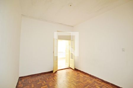 Quarto 1 de apartamento para alugar com 2 quartos, 70m² em Santo Antônio, Porto Alegre