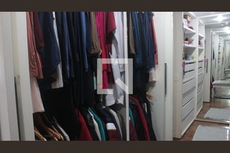 Apartamento à venda com 160m², 3 quartos e 1 vagaCloset da suíte