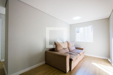 Sala de apartamento para alugar com 2 quartos, 46m² em Cidade São Jorge, Santo André