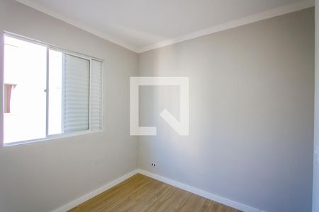 Quarto 2 de apartamento para alugar com 2 quartos, 46m² em Cidade São Jorge, Santo André