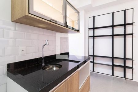 Cozinha de apartamento para alugar com 1 quarto, 25m² em Vila Matilde, São Paulo
