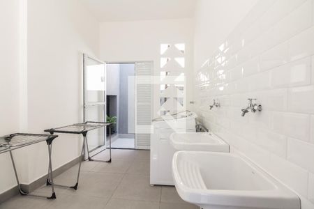 Studio para alugar com 25m², 1 quarto e sem vaga Studio para alugar com 25m², 1 quarto e sem vagaCondomínio - Lavanderia
