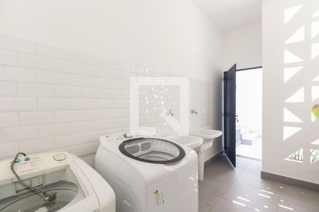 Studio para alugar com 25m², 1 quarto e sem vaga Studio para alugar com 25m², 1 quarto e sem vagaCondomínio - Lavanderia